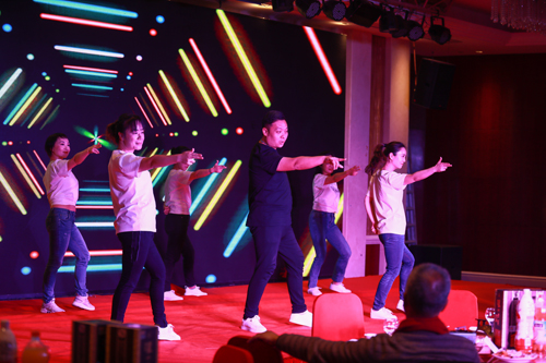 大禹漢光2018年“同心同行，共創(chuàng)未來”主題年會圓滿成功